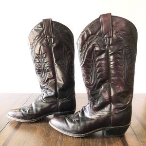 Tony Lama cowgirl boots (flaw)
